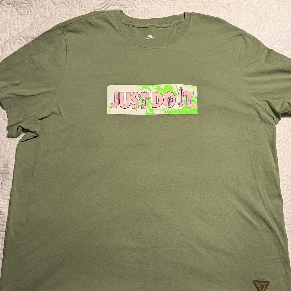 Nike Green 'Just Do It' Graphic Tee